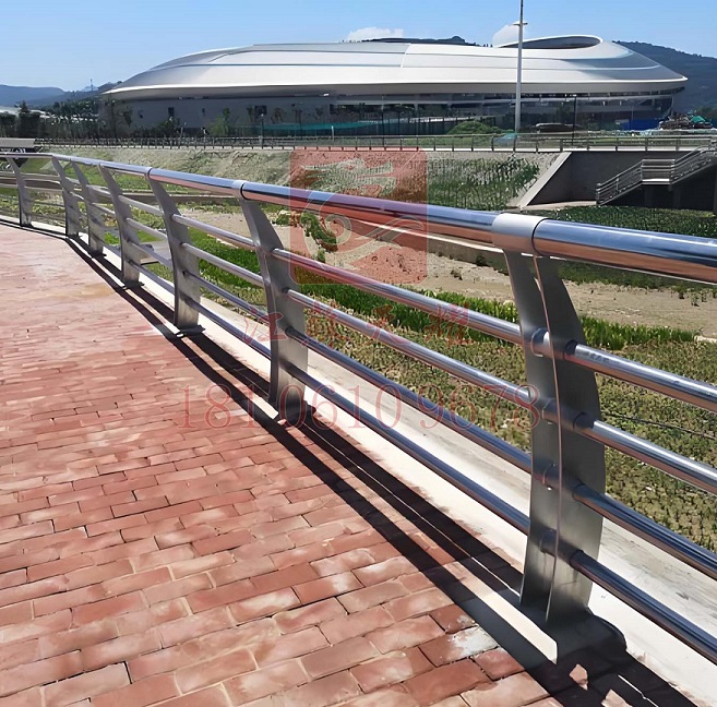 贈送安裝-贈送運(yùn)輸-不銹鋼景觀護(hù)欄